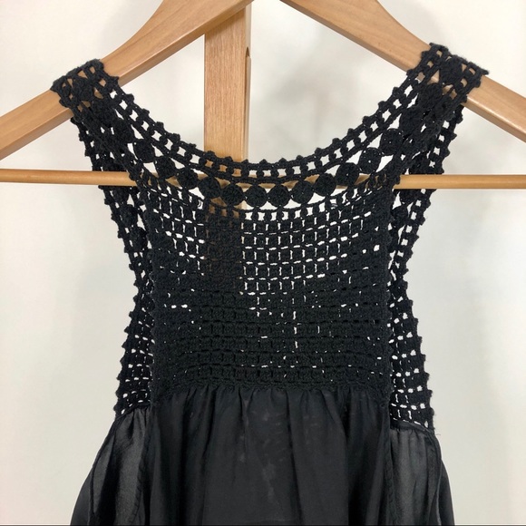 BCBG MaxAzria black Silk and crochet tank - Picture 3 of 8
